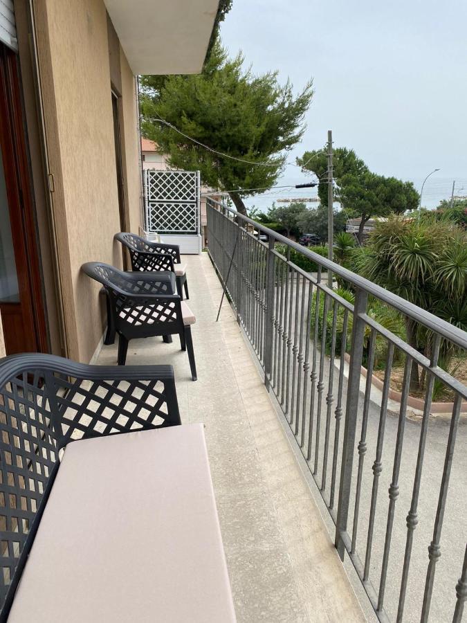 La Marinella Apartment Massignano Exterior photo